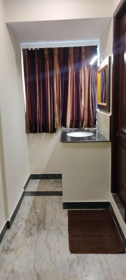 Rmc Travellers Inn Chennai Zewnętrze zdjęcie