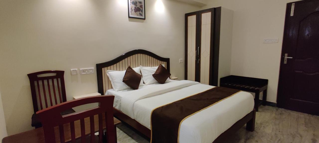 Rmc Travellers Inn Chennai Zewnętrze zdjęcie