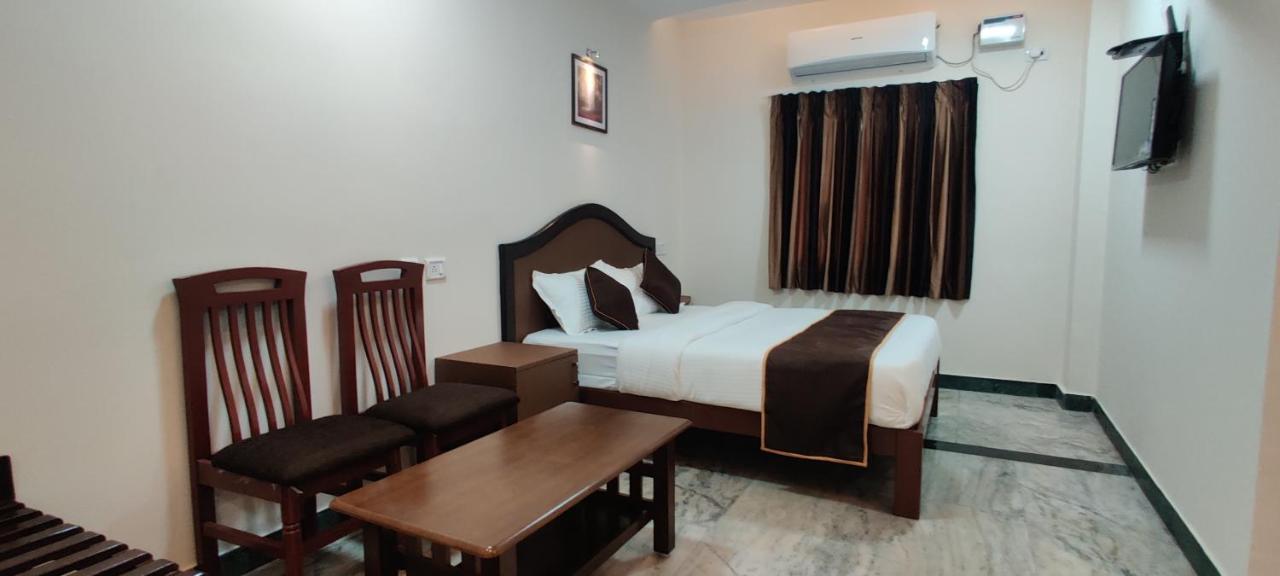 Rmc Travellers Inn Chennai Zewnętrze zdjęcie