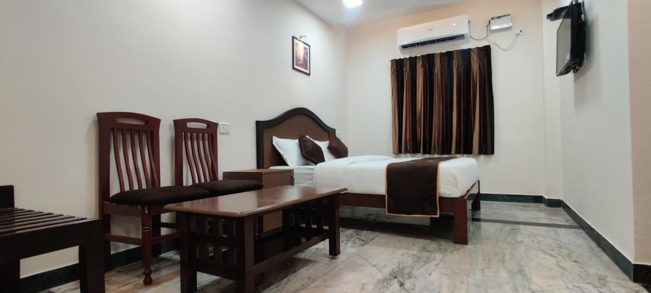 Rmc Travellers Inn Chennai Zewnętrze zdjęcie
