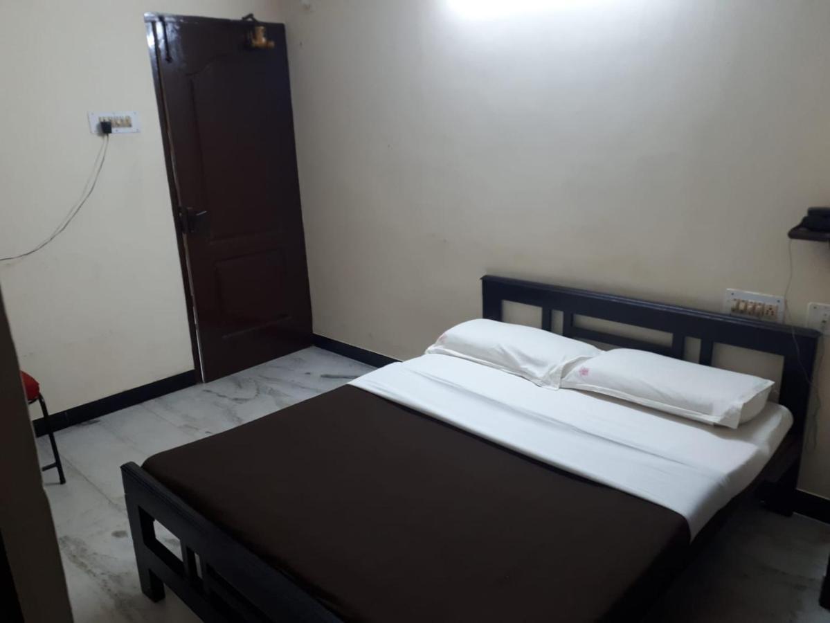 Rmc Travellers Inn Chennai Zewnętrze zdjęcie
